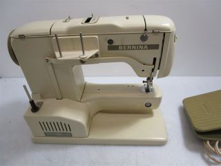 Vintage Bernina Record Type 730 Sewing Machine Made in Switzerland 6