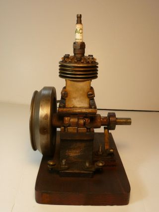 Vertical hit miss gas engine Rare Early Model 9 inches tall mounted 5