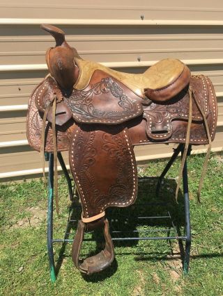 Flashy Used/vintage 16 " Tooled/buckstitched Western Trail/pleasure Saddle