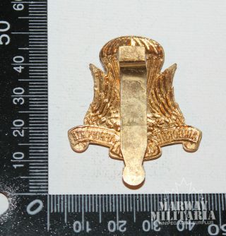 Canadian Airborne Regiment Cap Badge (inv16929) 2