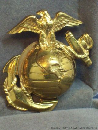 Vintage Us Marine Corps Wwii Usmc Ega Screw Back Insignia Pin United States Gold