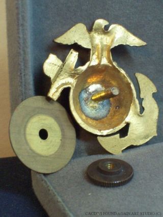 Vintage US Marine Corps WWII USMC EGA Screw Back Insignia Pin United States Gold 4