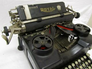 Vintage Royal Typewriter Co.  Glass Side & Glass Key Open Face Typewriter 10 4