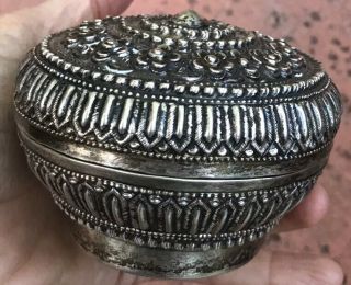 Vtg Antique 4” Thai Silver Repousse Betel Nut Lime Paan Lidded Box Bird Stamp 8