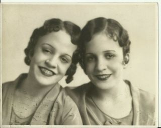Conjoined Twins Actresses Daisy & Violet Hilton Rare Signed Photo