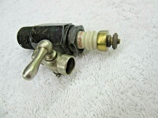 Antique Vintage Champion Built - In Priming Cup Spark Plug 7/8 " Thread Dp1