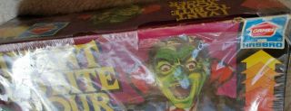Vintage 1981 Hasbro I VANT TO BITE YOUR FINGER Dracula Game 6