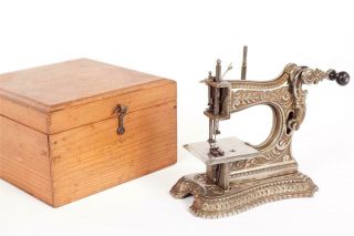 Vintage C1905 " Muller Model No.  6 " Sewing Machine With Walking Foot & Box