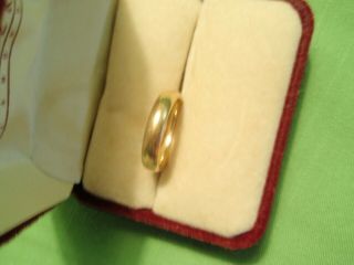 Vintage Artcarveds 14k Solid Yellow Gold Wedding Band Size 6 1/2 4.  9grams