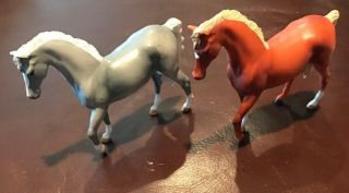 Two Marchon Plastic Horses Grey And Brown 1993