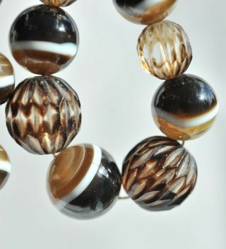 Vintage Art Deco Necklace Of Banded Agate & Carved Smoky Glass Beads