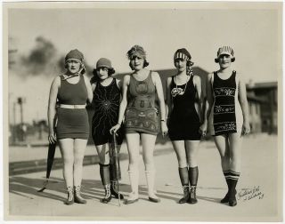 Vintage 1920s Swim - Easy Swimsuits Bathing Beauty Pin - Ups Fashion Photograph