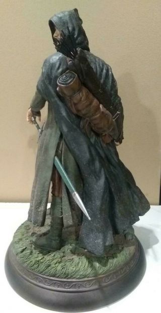 Rare Sideshow Weta Exclusive Aragorn as Strider Statue 2