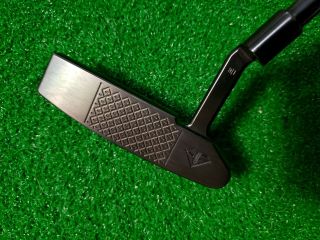 RARE TOUR ISSUE Toulon Garage Design Rochester Putter 33 Inches 3