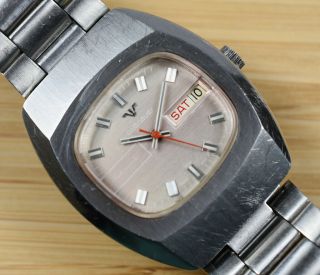 Vintage Wittnauer Stainless Steel Automatic Day Date Faded Rose Dial Mens Watch