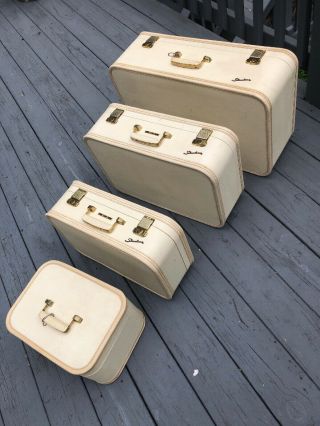 Vintage 4pc Luggage Set,  Baltimore Luggage,  White,  Keys,  JC Higgins 2
