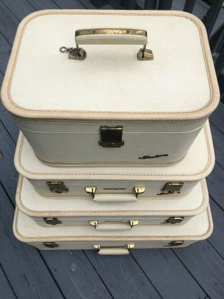 Vintage 4pc Luggage Set,  Baltimore Luggage,  White,  Keys,  JC Higgins 5