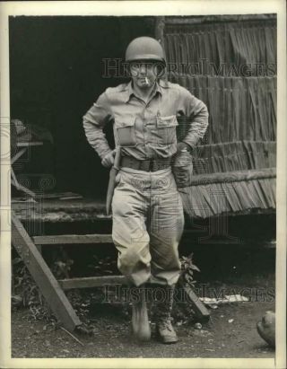 1943 Press Photo David Wittels Of The Philadelphia Record In Guinea