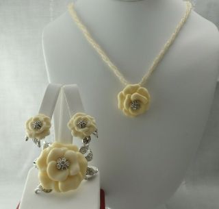 Nolan Miller White Camellia Flower Parure Necklace Clip Earrings Pin Brooch Set