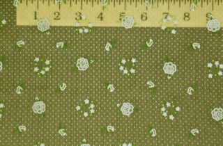 Vintage Flocked Fabric Dotted Swiss Roses Daisies Heart Shaped Rose Buds 2 1/2 Y 8