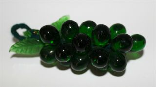 GRAPE CLUSTERS LOVELY VINTAGE SET 4 GLASS CLUSTERS 3 PURPLE/1 GREEN SMALL GRAPES 4