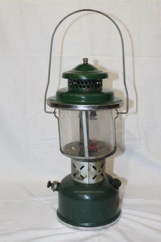 Vintage Coleman Model 220e 2 Mantle Green Lantern C.  1960 Pyrex Globe