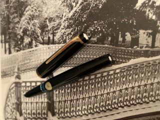 Vintage 1960s MONTBLANC No.  22 PiF Stickered Fountain Pen 4
