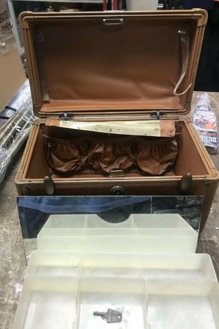 Vintage SHWAYDER Bros SAMSONITE LUGGAGE Train CASE Makeup Carry On 2