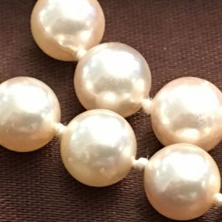 Exquisite Vintage Estate Jewelry,  Japanese Akoya Pearl Necklace
