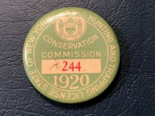 Vintage 1920 York Hunting And Trapping Pinback License: Unique Pin Lock