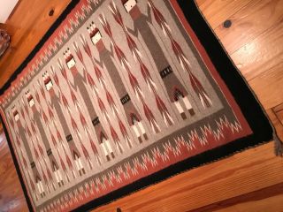 FINELY WOVEN VINTAGE NAVAJO WIDE RUINS YEI RUG,  48 x 32INCHES 4