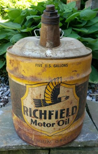 Vintage Richlube 5 Gallon Motor Oil Can With Wooden Handle