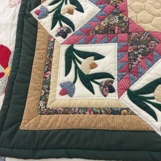 OMG GORGEOUS VINTAGE HANDMADE 8 POINT FEATHER STAR W APPLIQUÉ FLOWERS QUILT 8