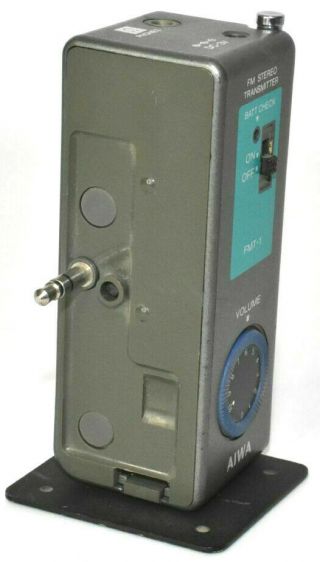 Very RARE Vintage Aiwa FMT - 1 FM Cassette Stereo Transmitter for Walkman 5