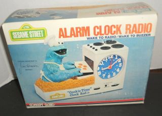 Vintage 1977  Sesame Street Cookie Monster Cookie Time Clock Radio Mib