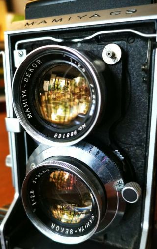 Vintage Mamiya C3 Professional TLR twin lens reflex camera medium format Japan 2