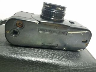 Pentax Auto 110 Film Camera W/ 24mm F/2.  8 lens Case Manuals AF100P Flash Vintage 5