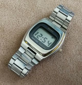 vintage seiko quartz lc 0532 - 5009 single button lcd watch rare from 1977 japan 2
