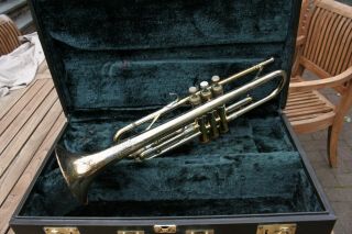 Vintage Olds Special Fe Olds Fullerton Calf.  Professional Trumpet Yamaha Case