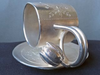 Rogers Smith Meriden Ct Quadruple Silverplate Figural Napkin Ring Water Lily