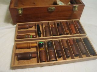 VINTAGE HAND CRAFTED WOOD BOX WITH 24 DUCK & GOOSE CALLS 5