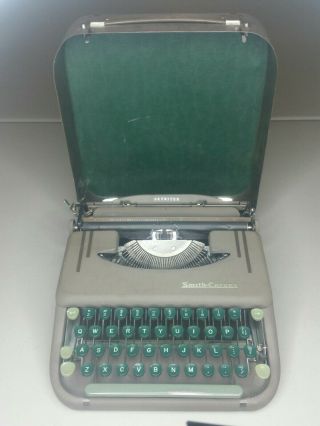 Vintage 1949 Portable Smith Corona " Skyriter " Typewriter In Metal Case