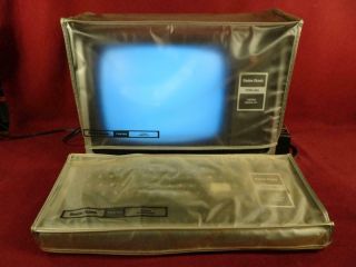 VINTAGE 1978 RADIO SHACK TANDY TRS - 80 MICRO COMPUTER SYSTEM PC W/ MONITOR, 4