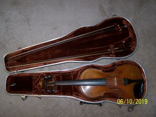 Vintage Joh.  Bapt.  Schweitzer Amati Pestini 1814 Violin,  (2) Bows & Case
