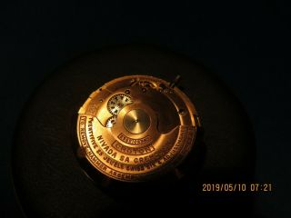 Men ' s CROTON Vintage watch with a functioning Swiss made 25 Jewel Automatic Mov. 4