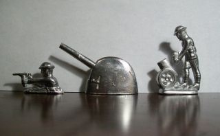World War 1 - Lead Toy Soldiers - Set Of 3 - 2 Soldiers - 2 Cannons - From Vintage Mold