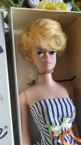 VINTAGE BARBIE DOLL NO.  850 PLATINUM BUBBLE CUT BLONDE & BOX DATED 1962 2