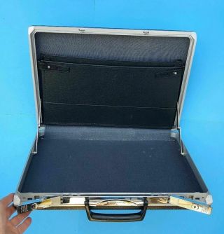Vintage Samsonite Thin 4 " Black Briefcase Attache Case 007 Bond Style Hard Shell