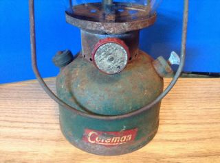 vintage coleman lantern model 200 A GREEN - RED - 1951 ?. 2
