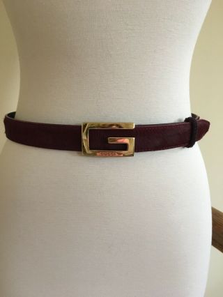 Gucci Womens Burgundy Calf Hair Skinny Gold Buckle Size Small (28) Vintage